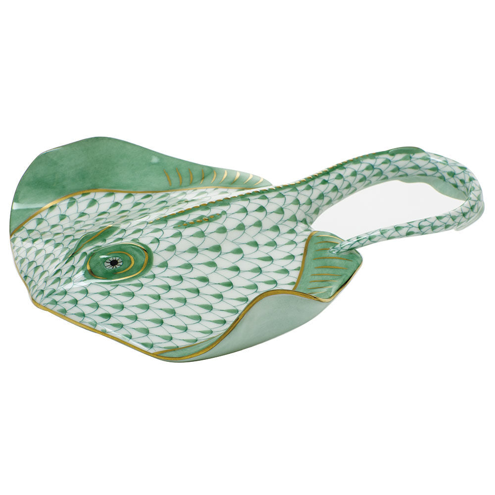 Hand-painted Herend Stingray Figurine in Green fishnet porcelain on a white background