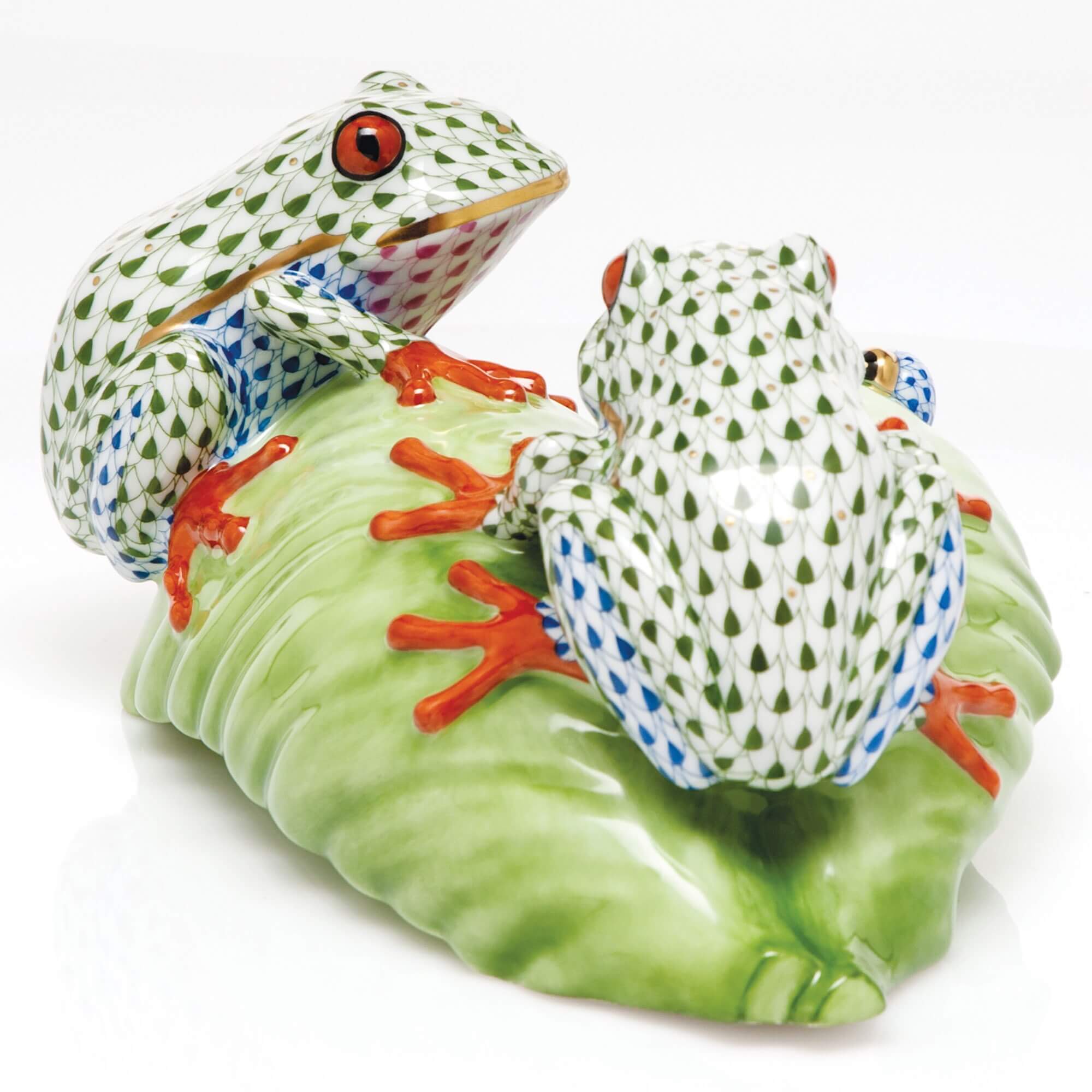 Herend Tree Frogs on Leaf Figurine โ additional view