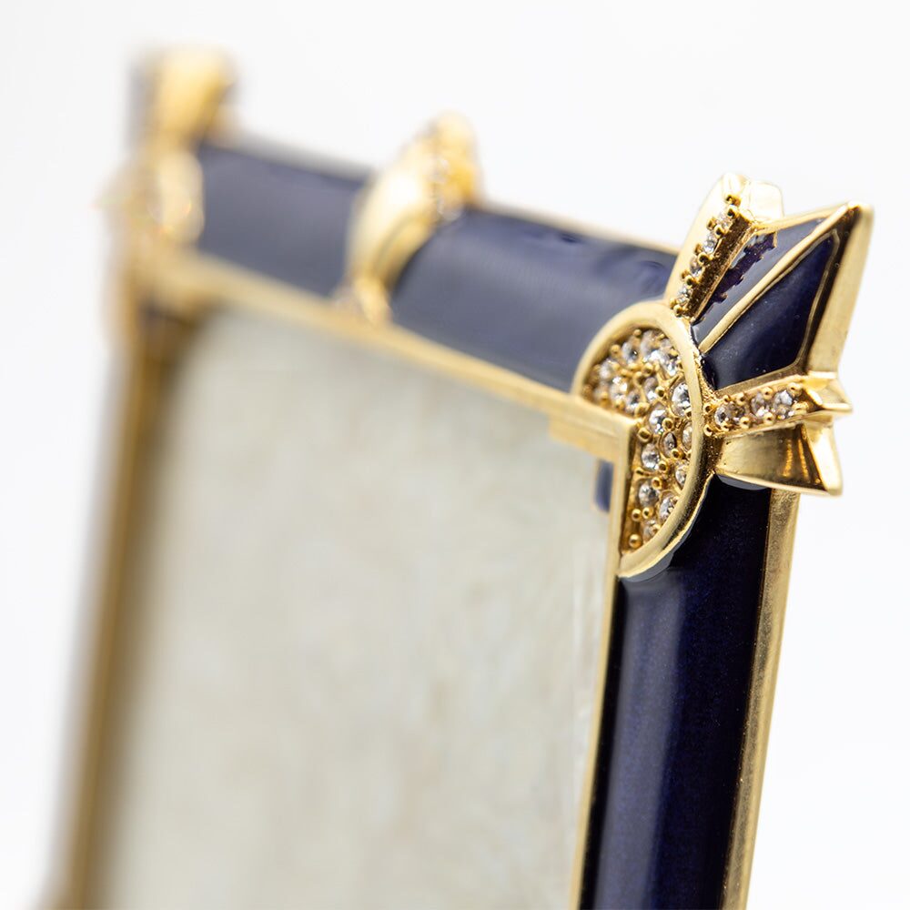 Jay Strongwater Geraldine Art Deco 5 X 7 Frame - Delft Garden, detail view