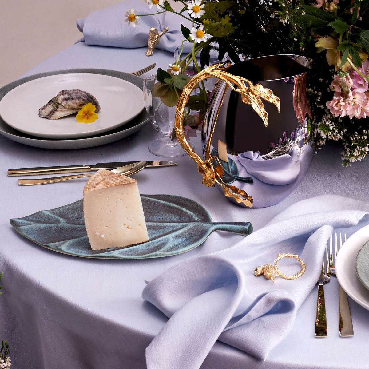 L'Objet Cenote Leaf Platter - Medium Charger & Service Plate, alternate view