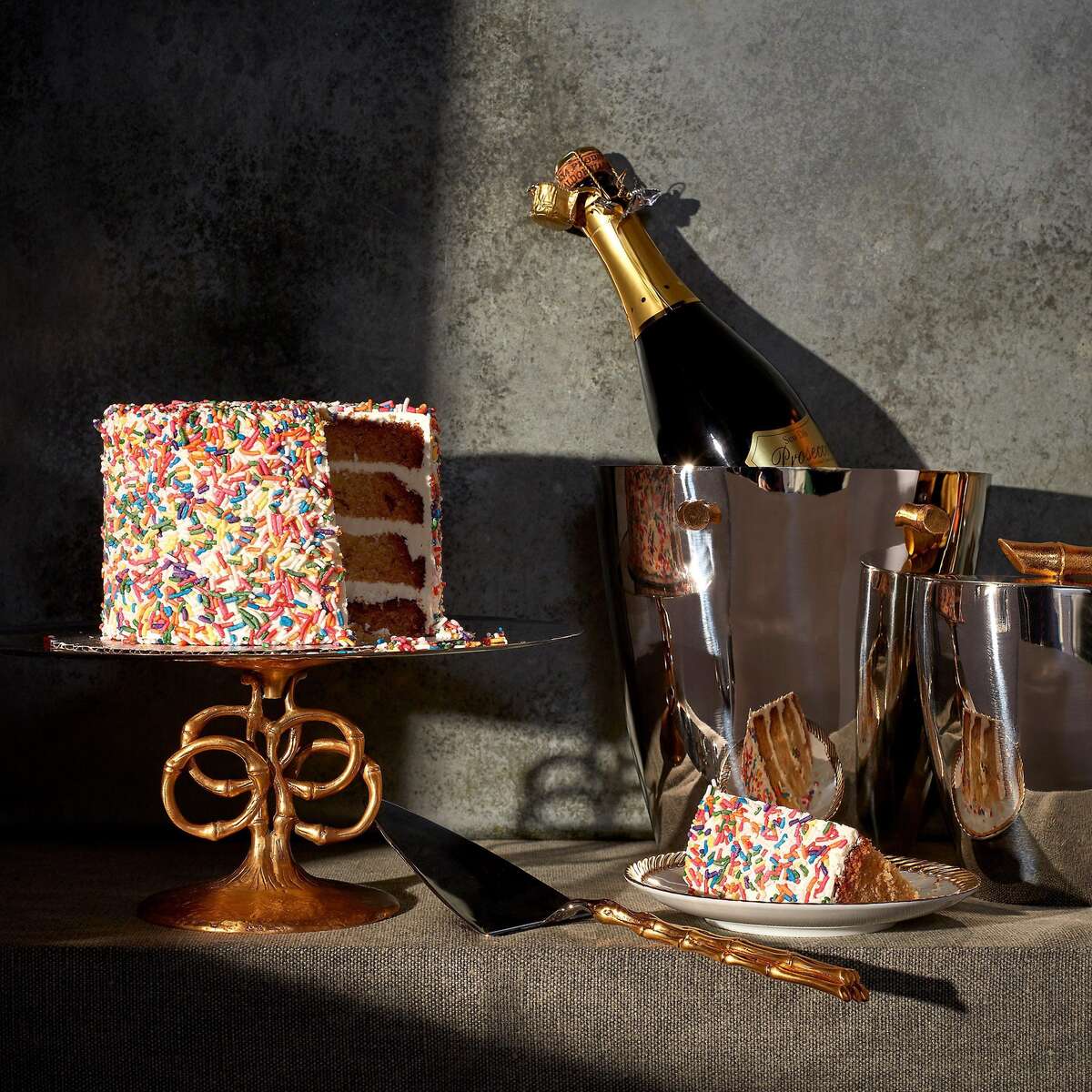 L'Objet Evoca Cake Stand, alternate view