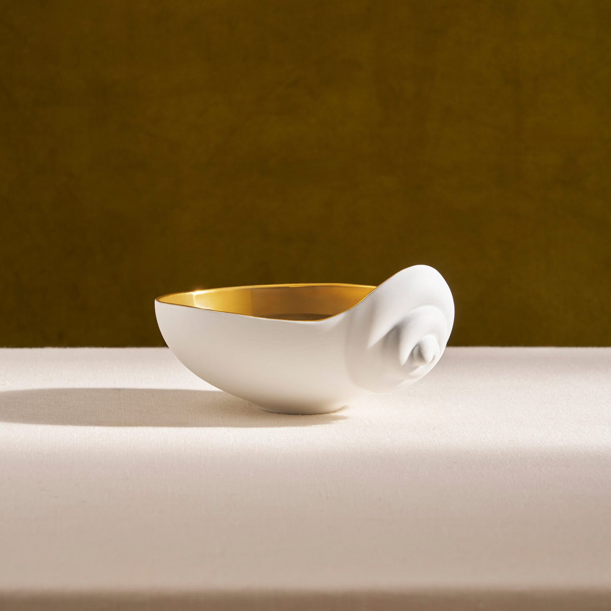 L'Objet Jessica McCormack Shell Bowl - Gold - Small, view 2