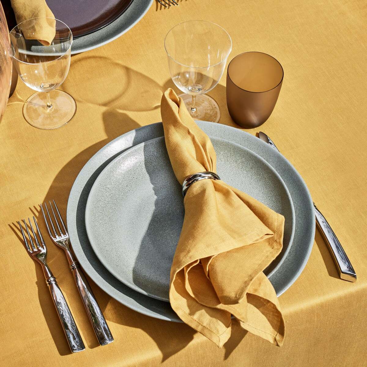 L'Objet Linen Sateen Napkins - Mustard (Set of 4), alternate view