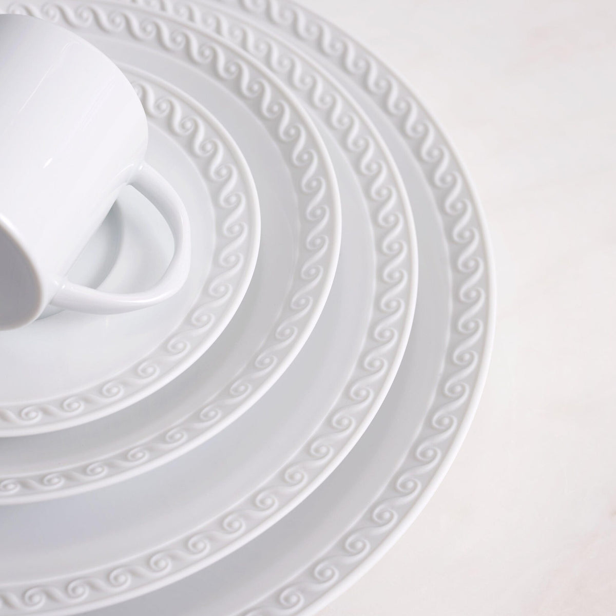 L'Objet Neptune Charger – White, alternate view