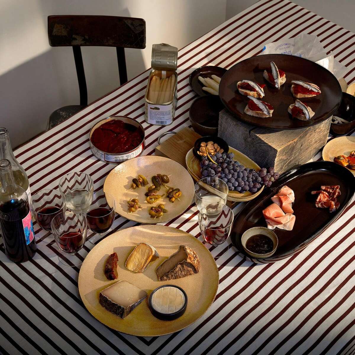 L'Objet Terra Dessert Plate - Leather, alternate view