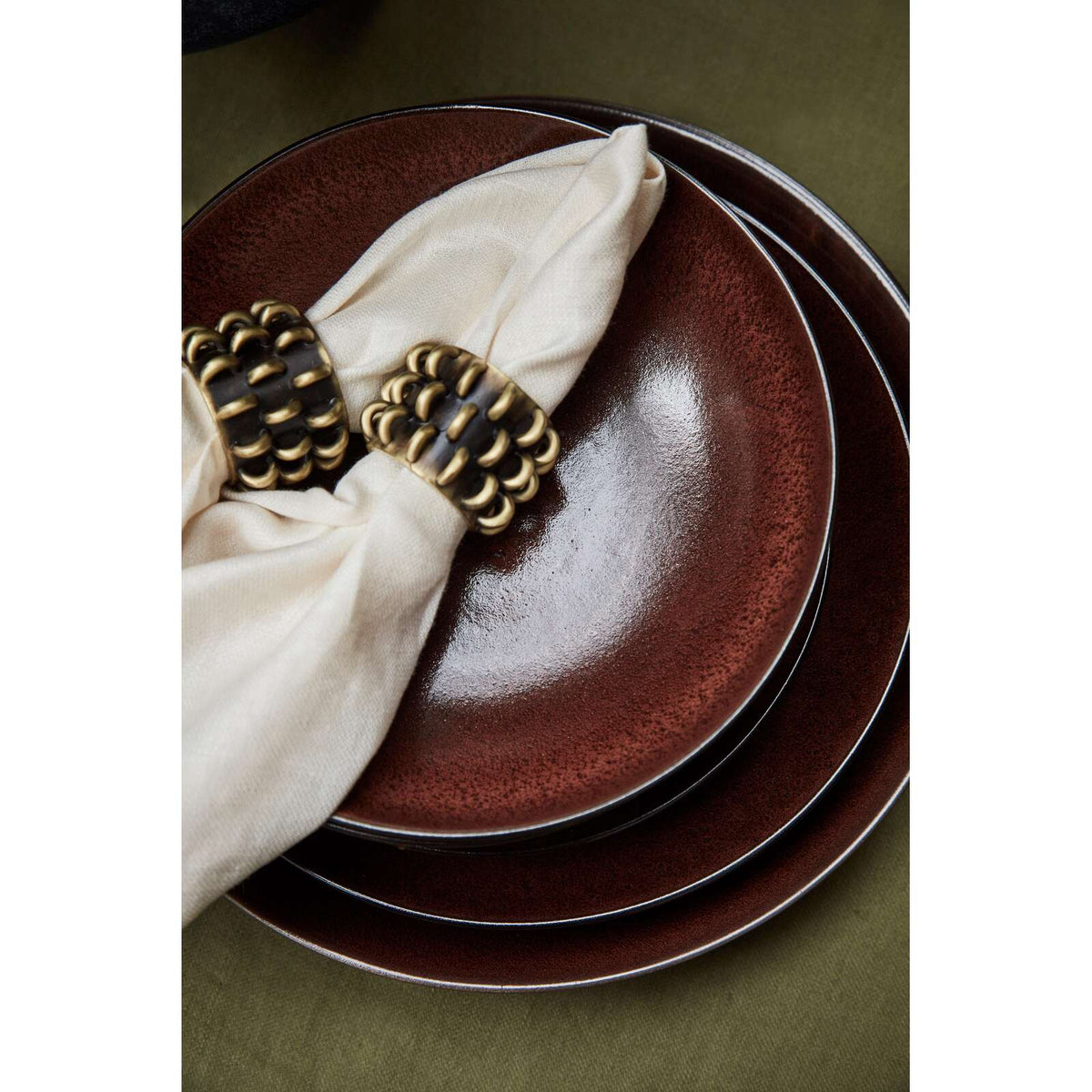 L'Objet Terra Dinner Plate - Wine, alternate view