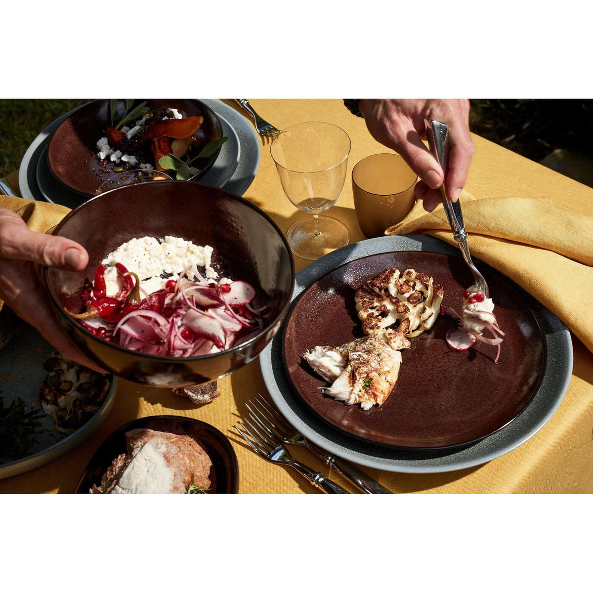 L'Objet Terra Dinner Plate - Wine, alternate view