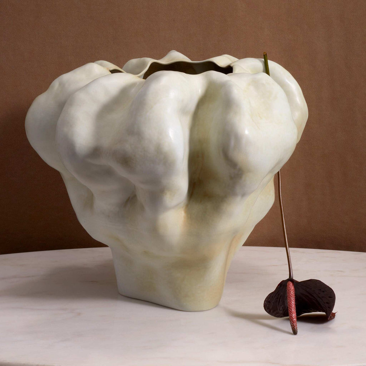 L'Objet Timna Vase - Short - Latte, alternate view
