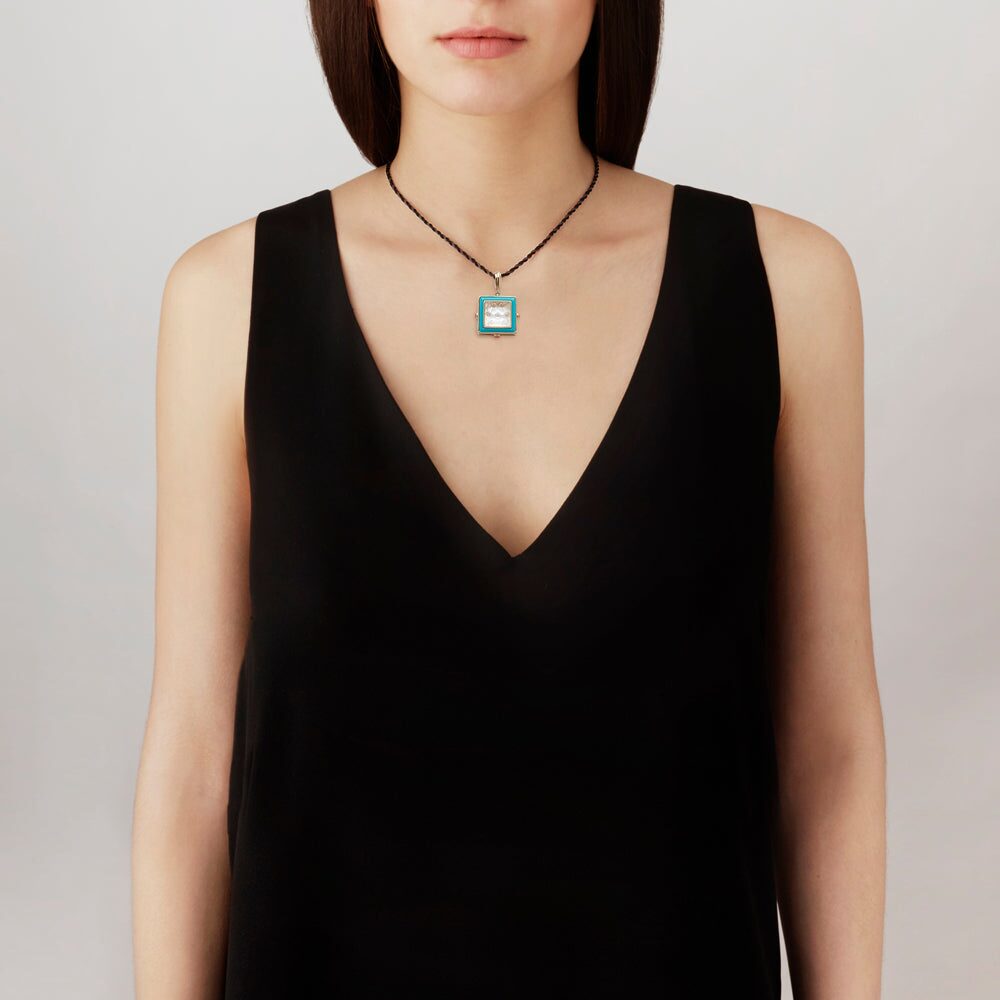 Lalique Aréthuse Pendant Women's Fine Pendant Necklace, alternate view