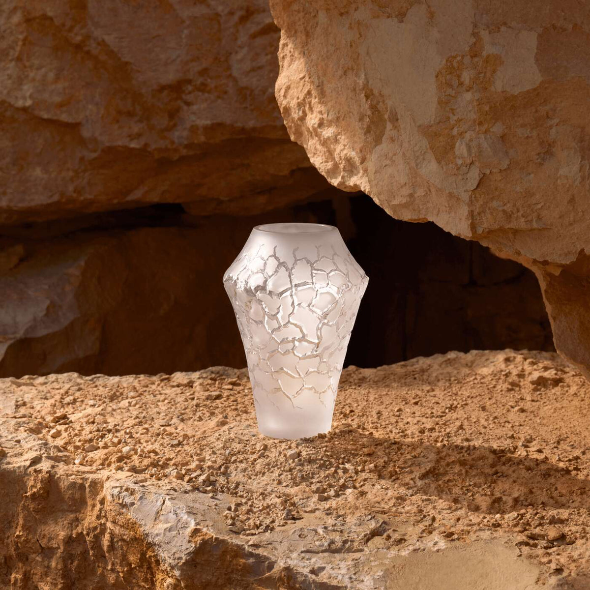 Lalique Caldera Vase, alternate view