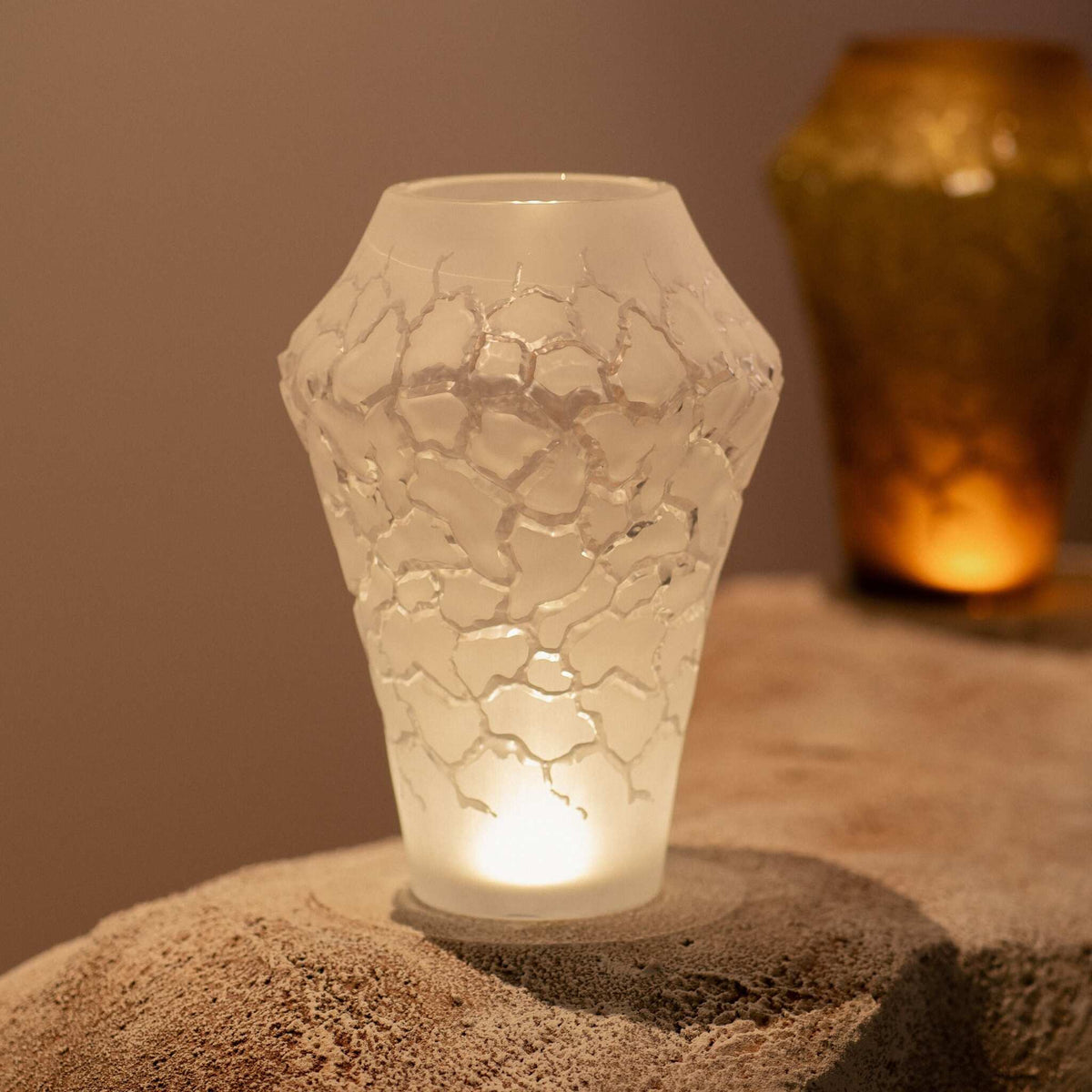 Lalique Caldera Vase, alternate view