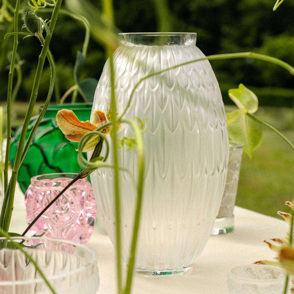 Lalique Plumes Grand Vase, alternate view