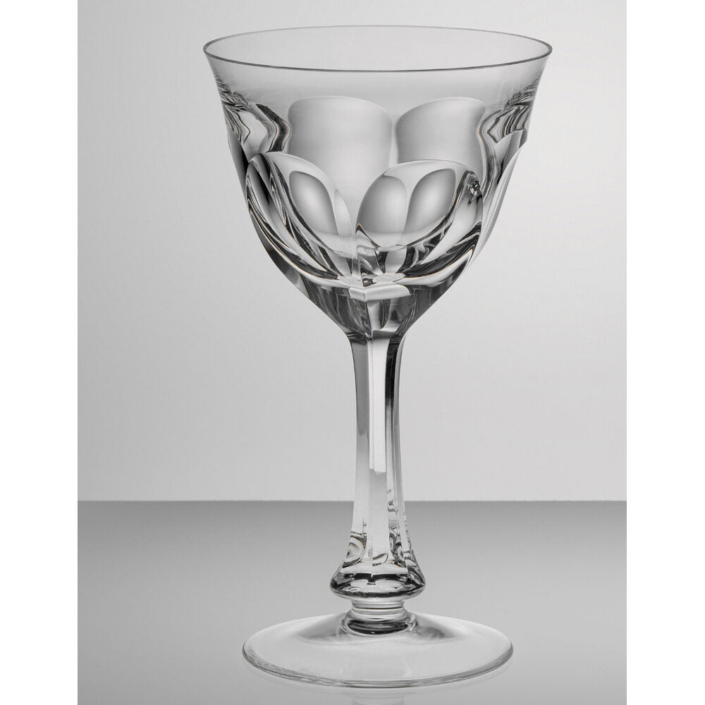 Moser Lady Hamilton Wine Glass 310 ml in a styled setting