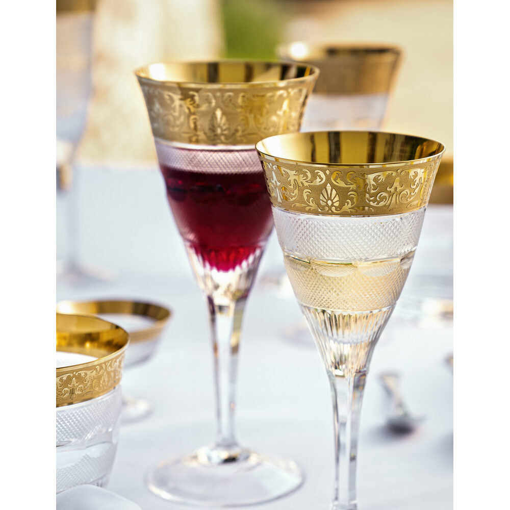 Moser Splendid Red Wine Glass 340 ml in a styled setting