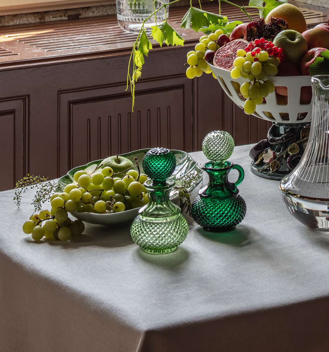 Vista Alegre Bicos Verde Dark Green Cruet, view 2