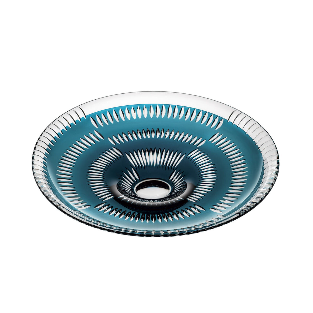 Vista Alegre Catherine Wheel Case with Doublé Green Centerpiece on a white background