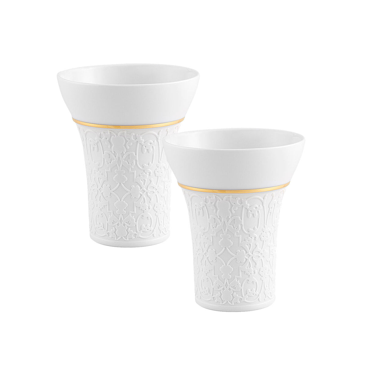 Vista Alegre Gryphus Set of 2 Glasses on a white background