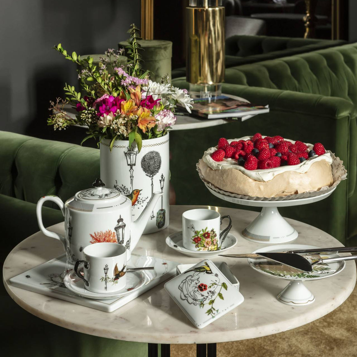 Vista Alegre Petites Histoires Tart Tray, view 2