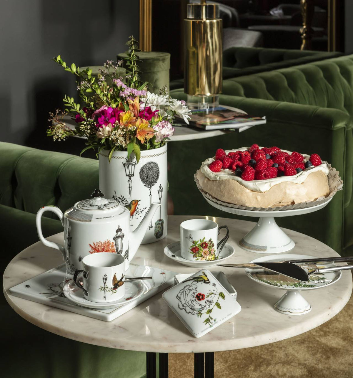 Vista Alegre Petites Histoires Tart Tray, view 2