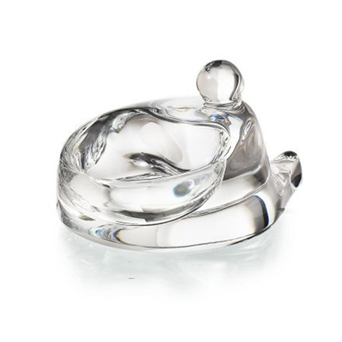 Vista Alegre Presépio Case with Sculpture of Baby Jesus on a white background