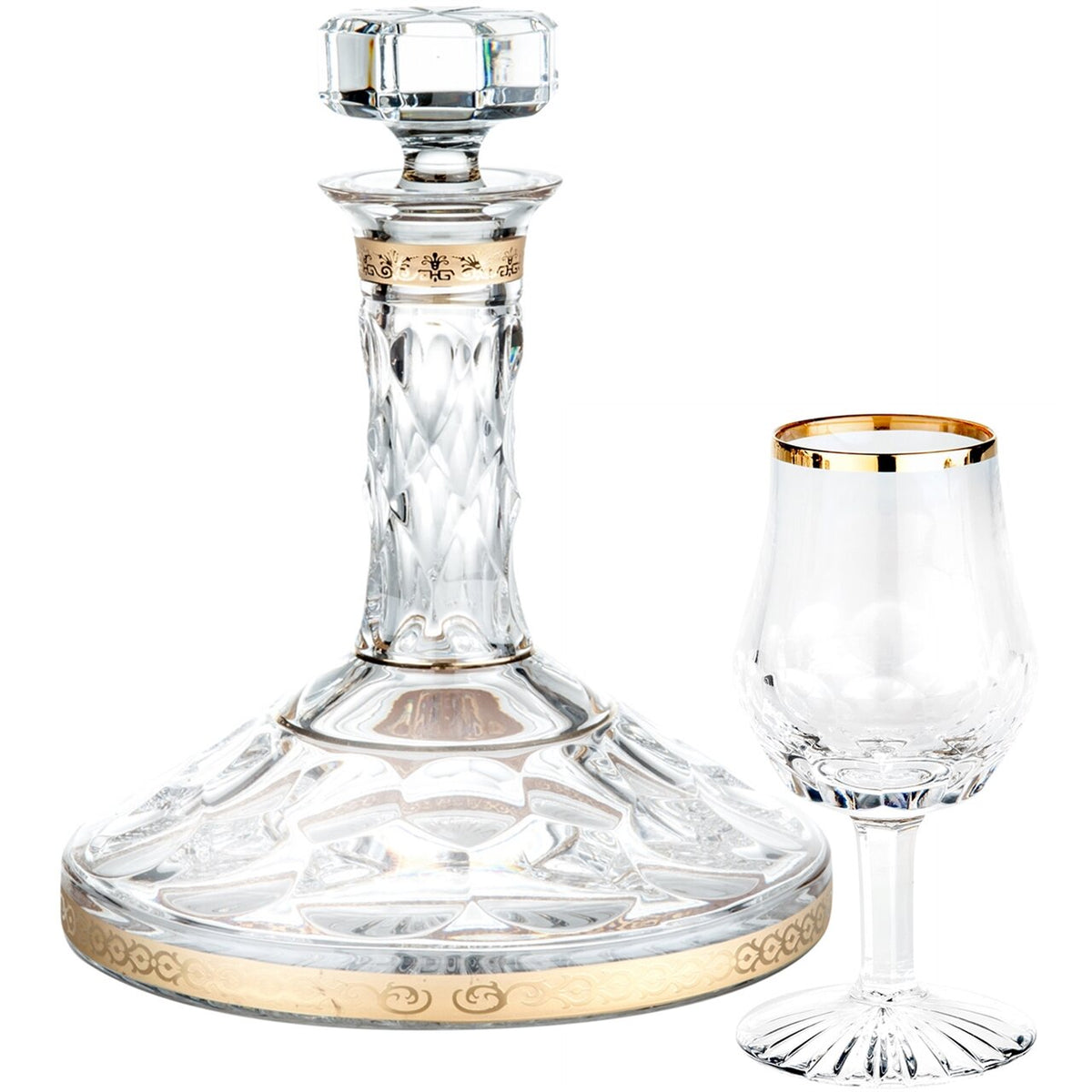 Vista Alegre S. Carlos Case with Ship's Decanter and 2 Cordials on a white background