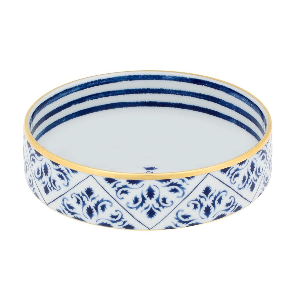Vista Alegre Transatlântica Bowl on a white background