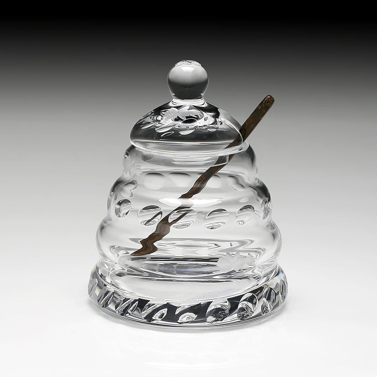 William Yeoward Buzzy Honey Jar with Spoon, handmade crystal, detail view