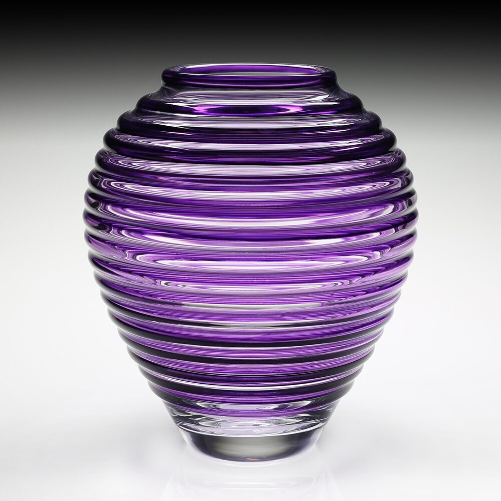 William Yeoward Circe Vase Amethyst 11" / 28cm in Amethyst, handmade crystal, detail view