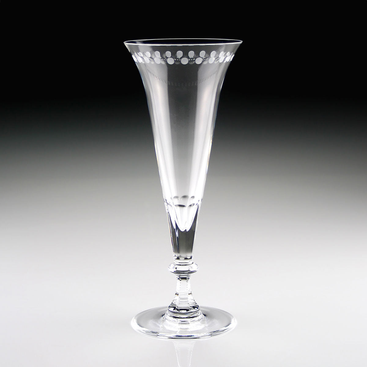 William Yeoward Felicity Champagne Flute, handmade crystal, detail view