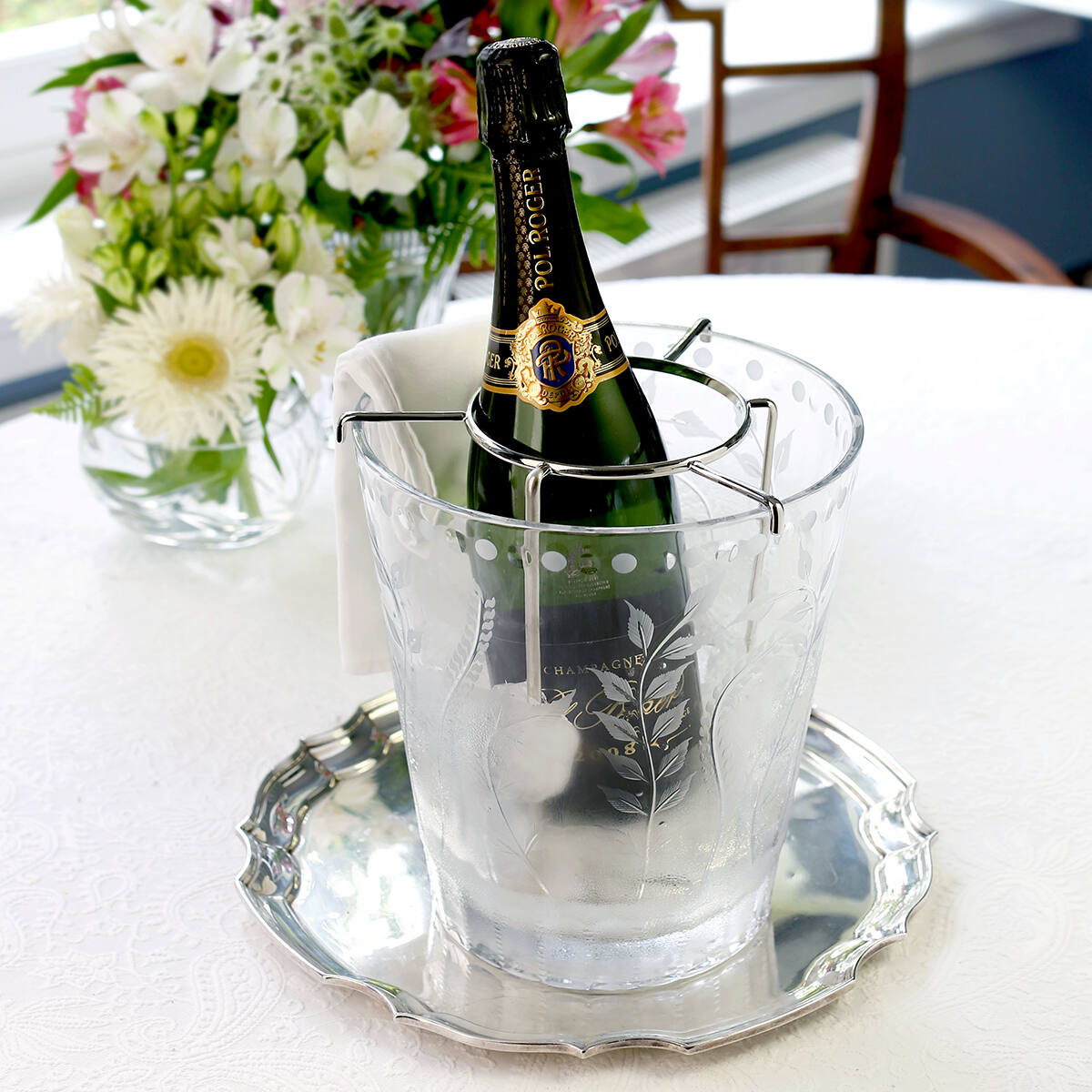 William Yeoward Fern Champagne Bucket with Bottle Holder 9" / 230mm, handmade crystal, detail view