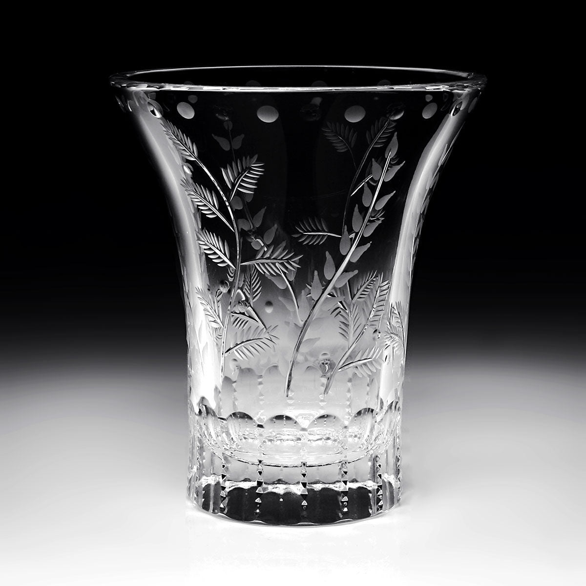 William Yeoward Fern Tulip Vase 6" / 152mm, handmade crystal, detail view