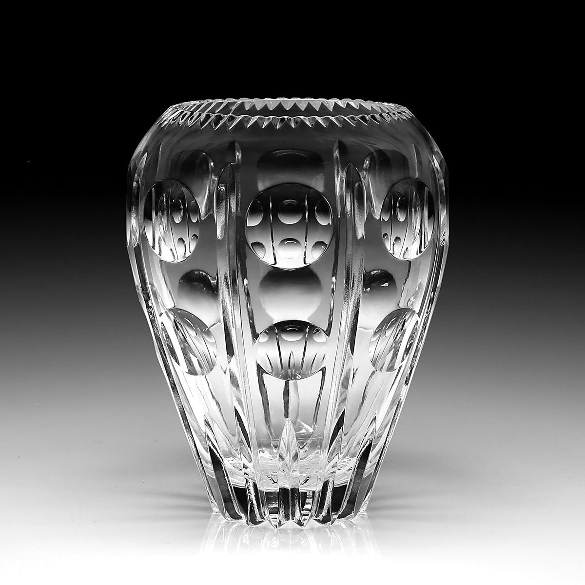 William Yeoward Harlequine Classic Vase 6 ½" / 165mm, handmade crystal, detail view
