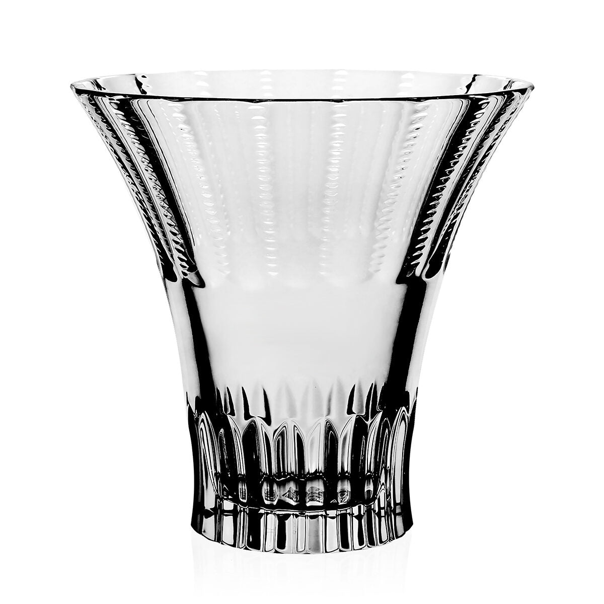 William Yeoward Karen Conversation Vase 6½" / 165mm, handmade crystal, on a white background