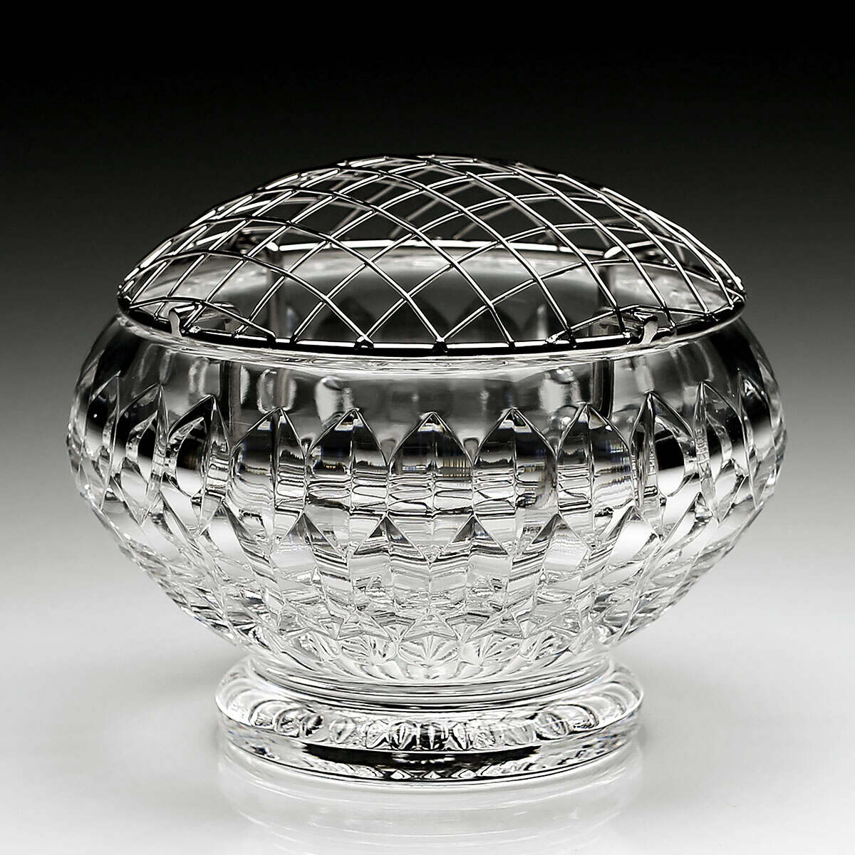 William Yeoward Merle Rose Bowl with Wire 6" / 150mm, handmade crystal, detail view