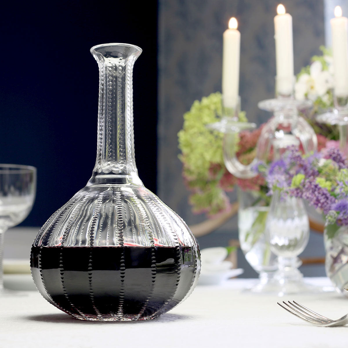 William Yeoward Natasha Carafe Magnum, handmade crystal, detail view