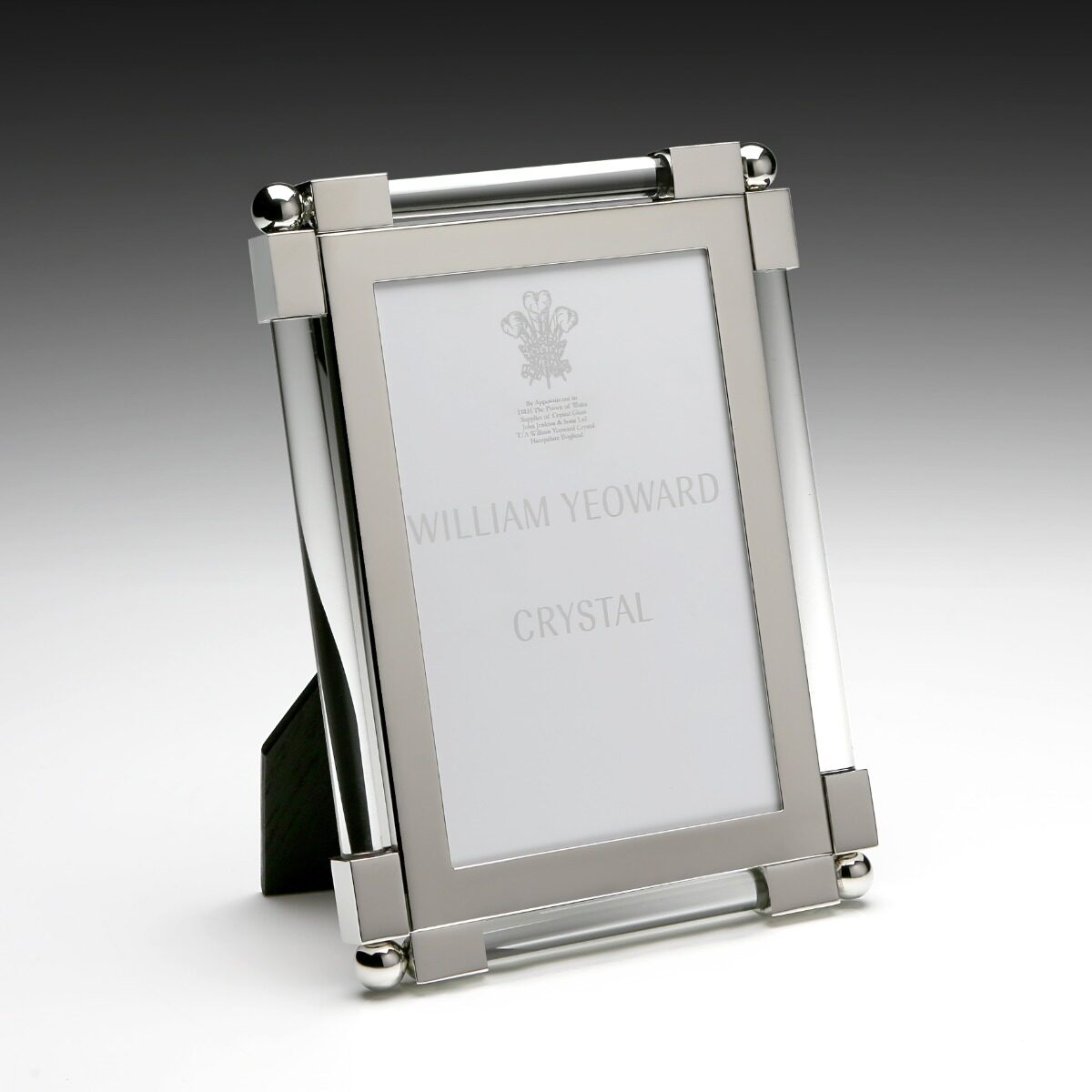 William Yeoward New Classic Clear 4" x 6", photo frame, detail view