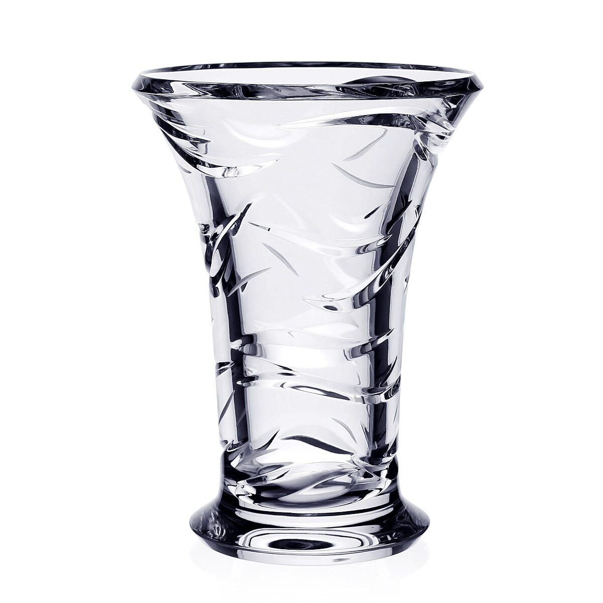 William Yeoward Oceania Vase 7" / 180mm, handmade crystal, on a white background