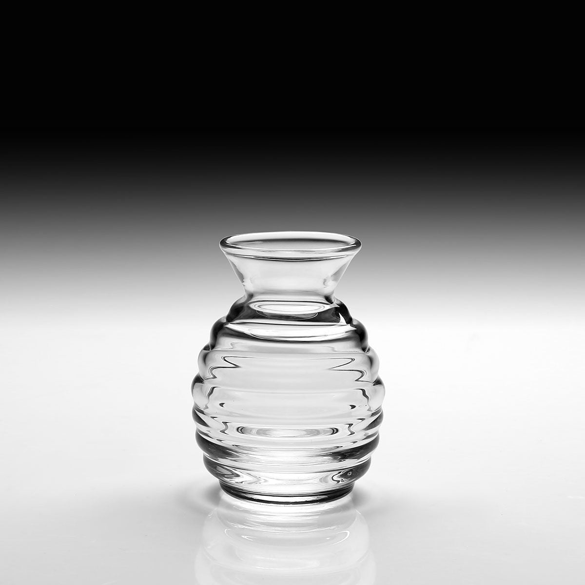 William Yeoward Ripples Posy Vase 4¾" / 120mm, handmade crystal, detail view