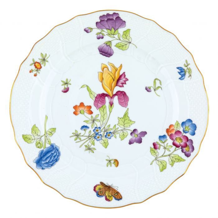 Antique Iris Dinnerware Collection by Herend