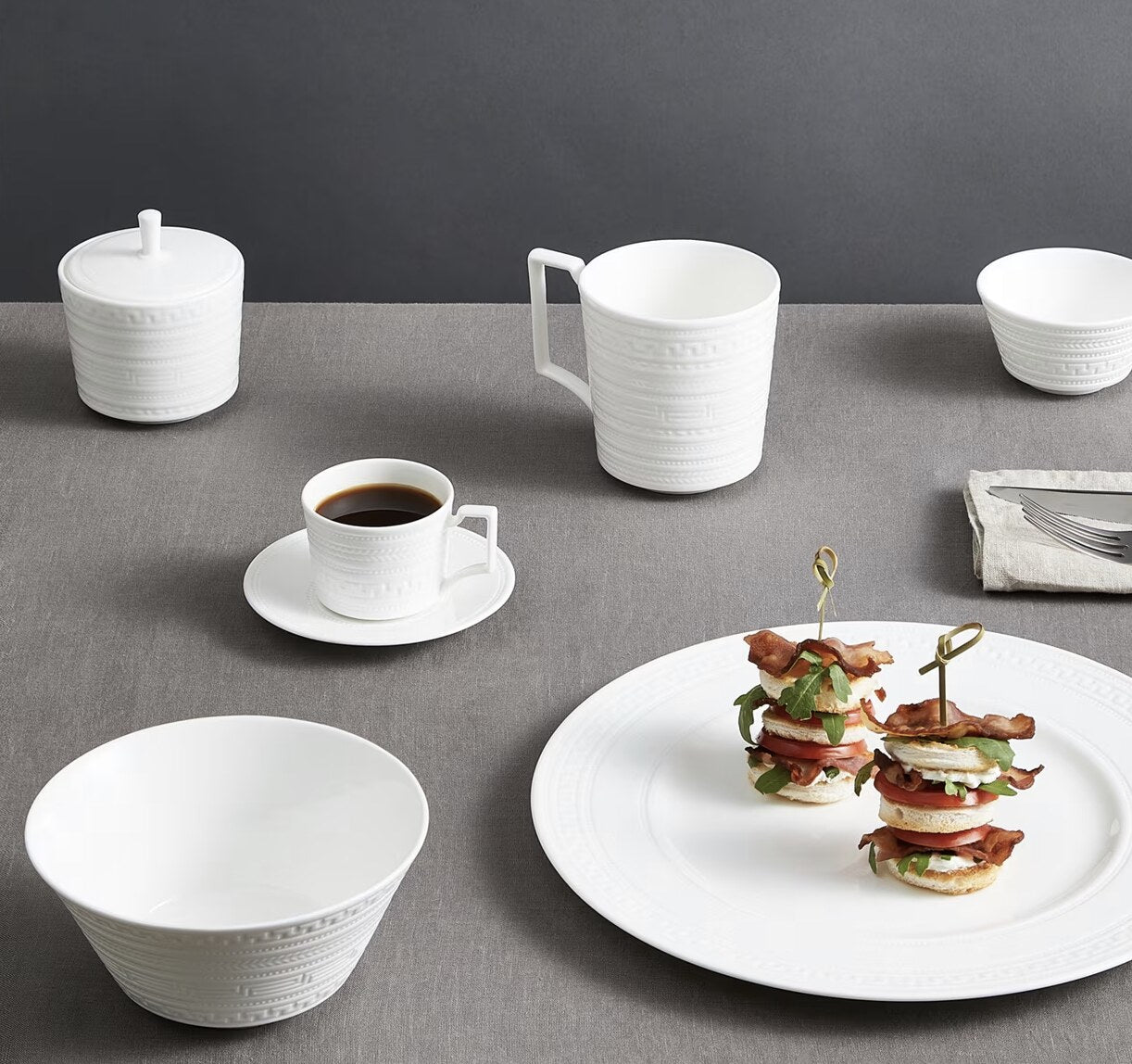 Wedgwood Intaglio 5-Piece Place Setting — view 4