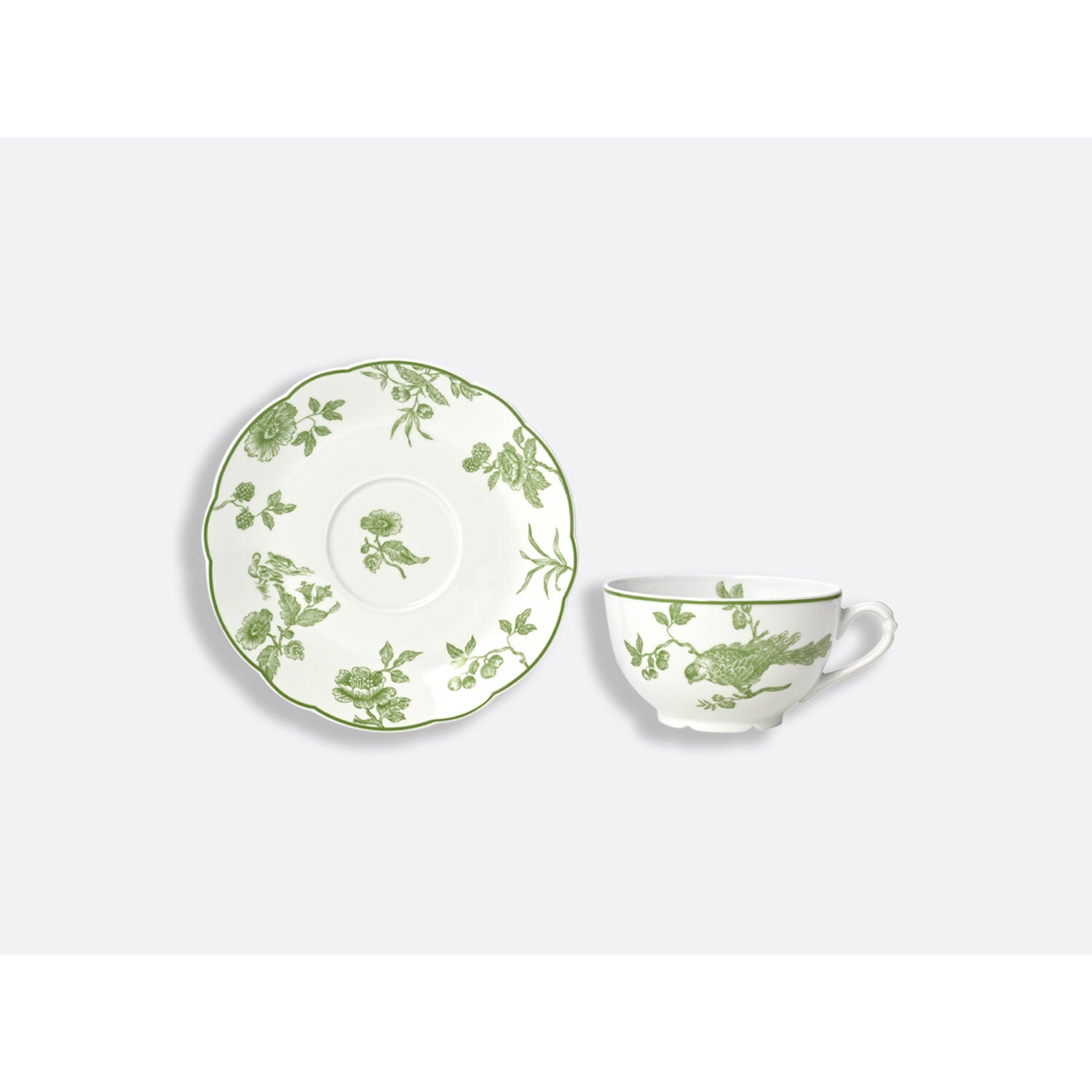 Bernardaud Breakfast cup and saucer 8.5 oz, Limoges porcelain, Albertine collection, detail view