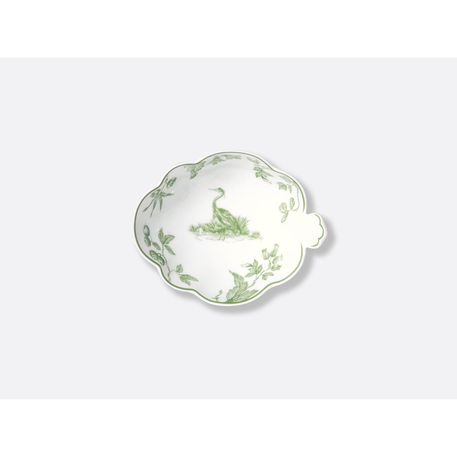 Bernardaud Candy dish, Limoges porcelain, Albertine collection, on a white background