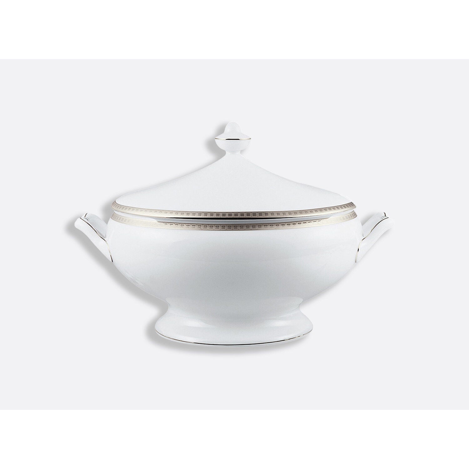 Bernardaud Soup tureen 2qt, Limoges porcelain, Athéna Platine collection, on a white background
