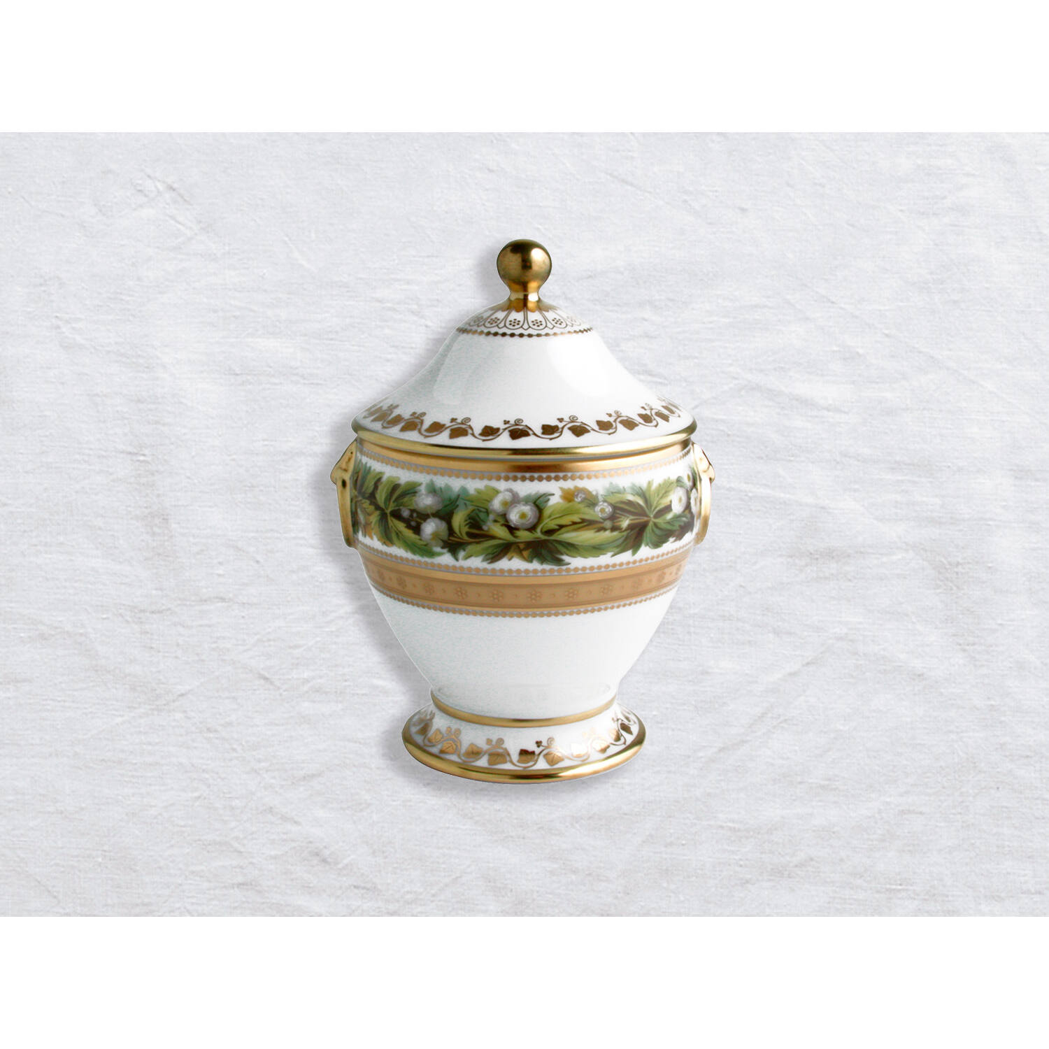 Bernardaud Large tea gift case (teapot, creamer, sugar bowl, 6 tea cups and saucers), Limoges porcelain, Botanique collection, detail view