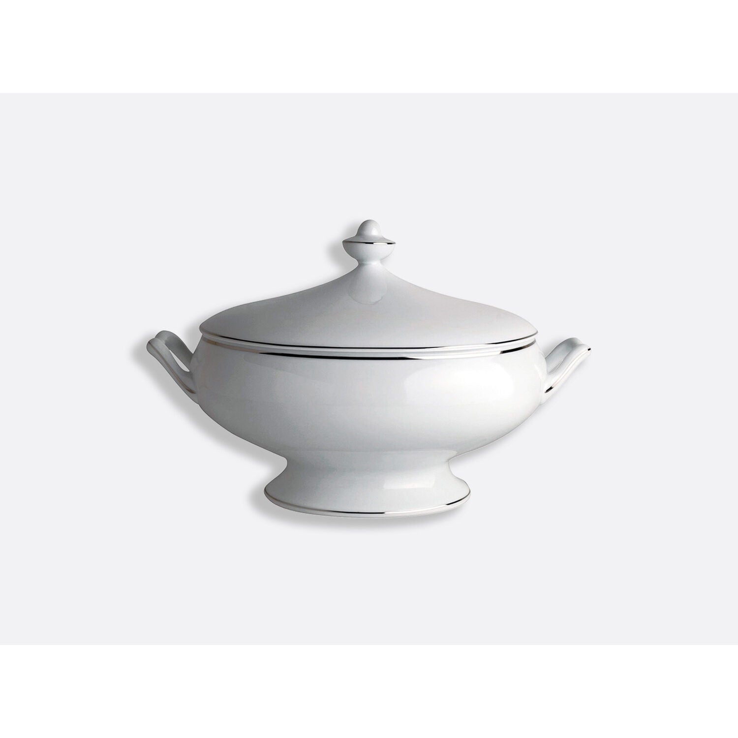 Bernardaud Covered vegetable 1qt, Limoges porcelain, Cristal collection, on a white background