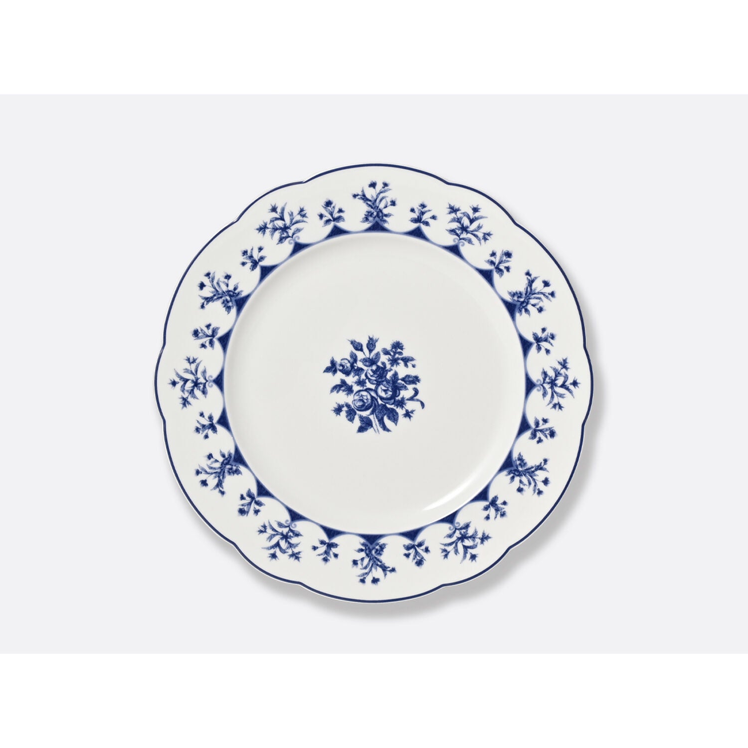 Bernardaud Dinner plate 10.5" Chateaubriand couleur, Limoges porcelain, on a white background