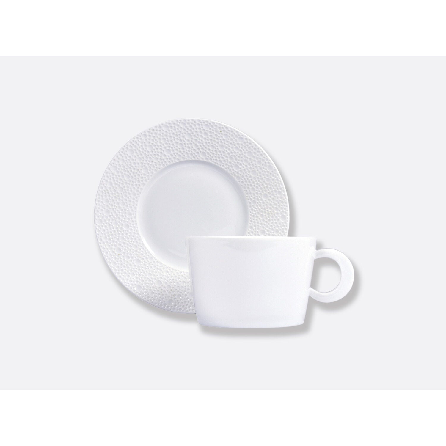 Bernardaud Breakfast cup and saucer 9 oz, Limoges porcelain, Ecume collection, on a white background