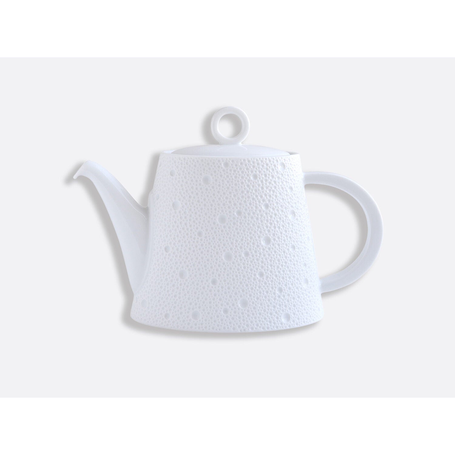Bernardaud Hot beverage server 12 cups 34 oz, Limoges porcelain, Ecume collection, on a white background