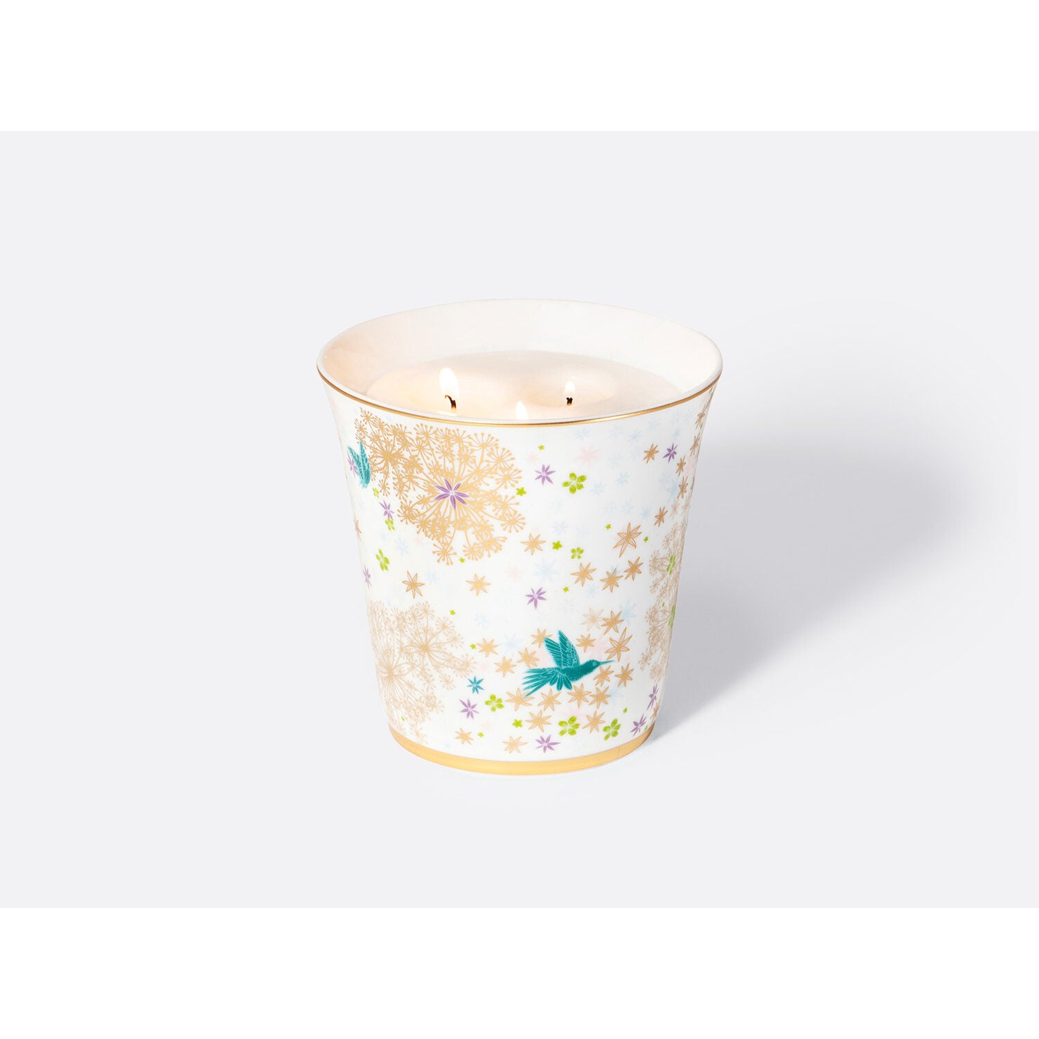Bernardaud Large candle tumbler 5.9" + "Rose Pure" candle home fragrance 950 gr, Limoges porcelain, Féerie collection, on a white background