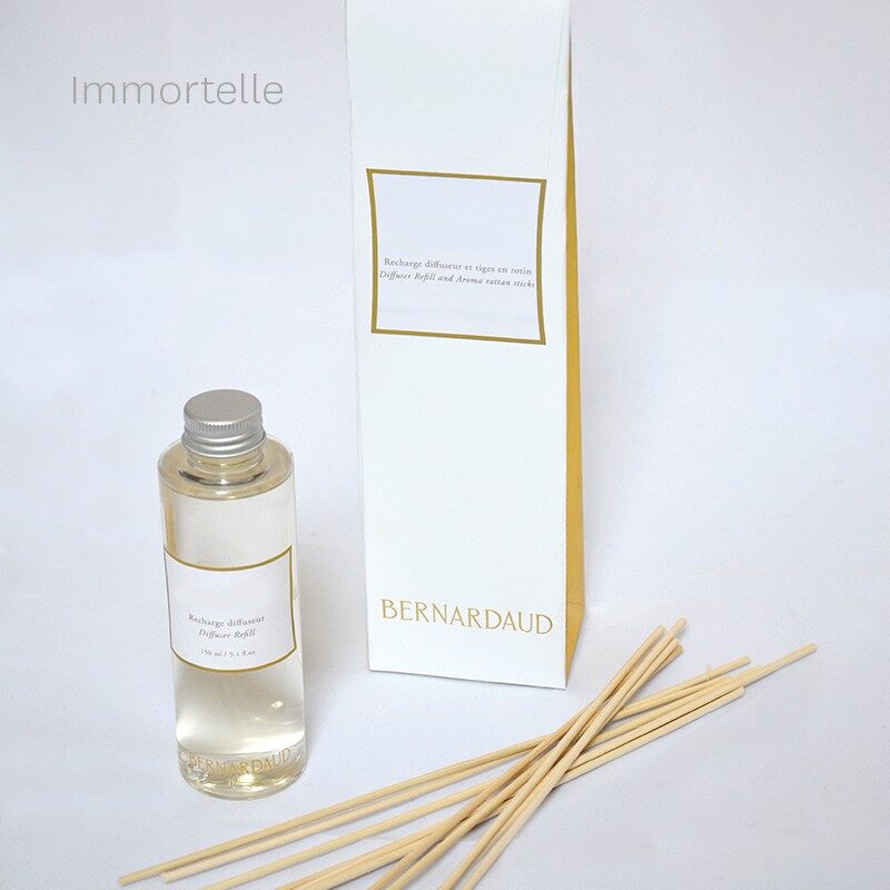 Bernardaud "Immortal" diffuser refill 150 ml + aroma rattan sticks, Limoges porcelain, Home Fragrances collection, on a white background